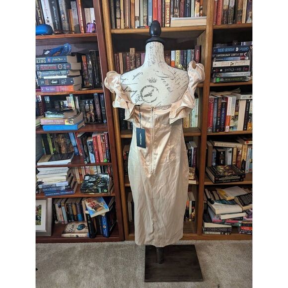 PRETTY little thing champagne cocktail dress body con satin ruffled neckline nwt - Picture 2 of 9